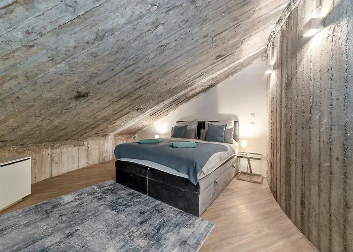 Bunker Loft Messe Self Check-in Apartamento *